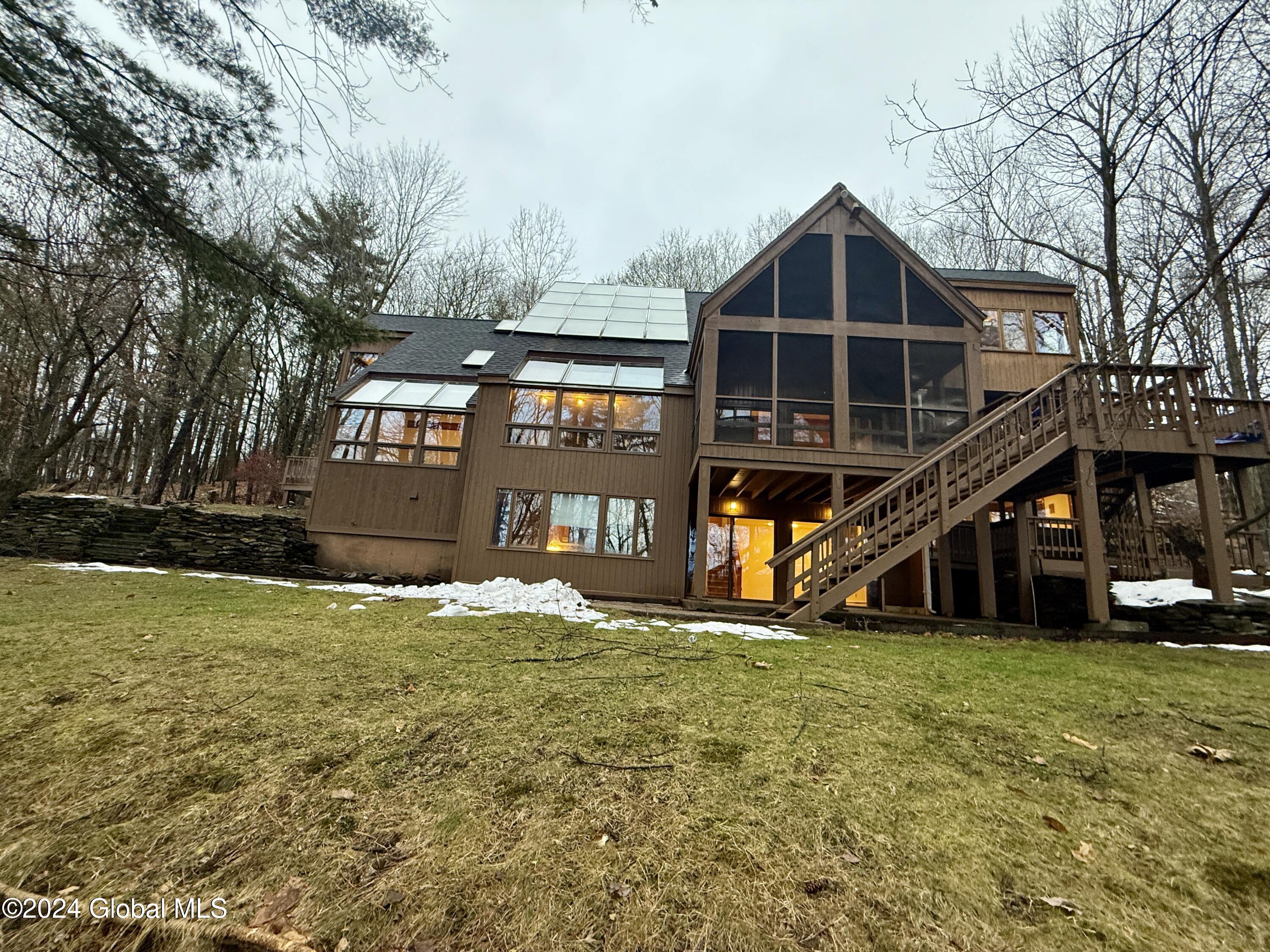 18 Brigham Road Oneonta, NY 13820 - Photo 6 of 97 IMG_8127 2