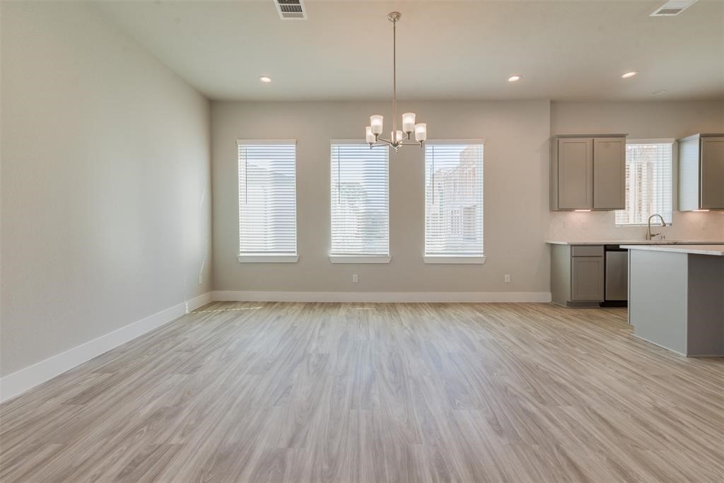 1741 Cove Crescent Houston, TX 77055 - Photo 16 of 42