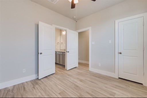 1741 Cove Crescent Houston, TX 77055 - Photo 25 of 42