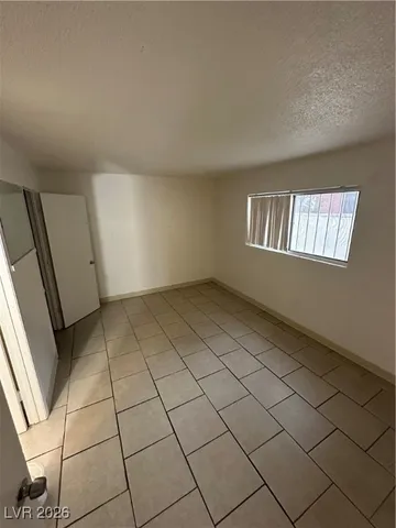 $850 | 818 South 7th Street, Unit 3, Las Vegas, NV 89101