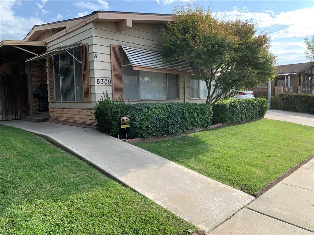 5309 Silver Creek Road Bakersfield, CA 93313 - Photo 1 of 1 Front of house