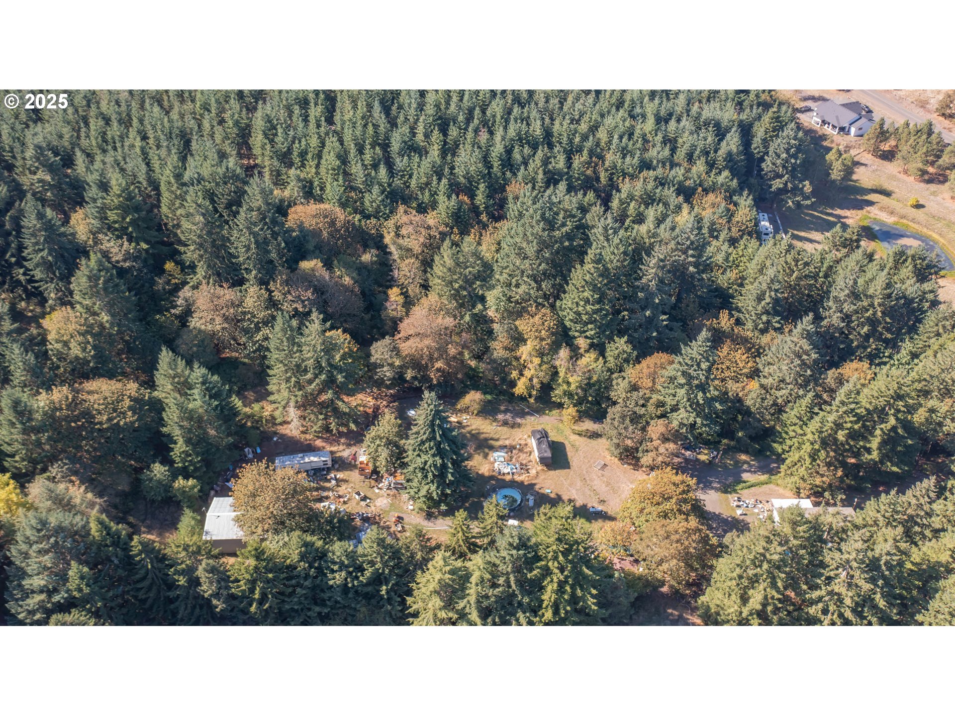 37882 Middle Ridge Road Lebanon, OR 97355 - Photo 5 of 28 Gallery Image 5