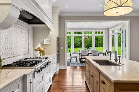 $2,350,000 | 730 Lanewood Lane North, Plymouth, MN 55447