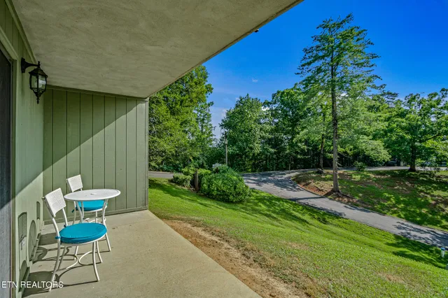 $374,909 | 526 Briarcliff Way, Unit 102, Pigeon Forge, TN 37863