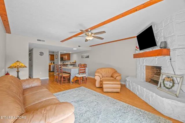 $374,909 | 526 Briarcliff Way, Unit 102, Pigeon Forge, TN 37863