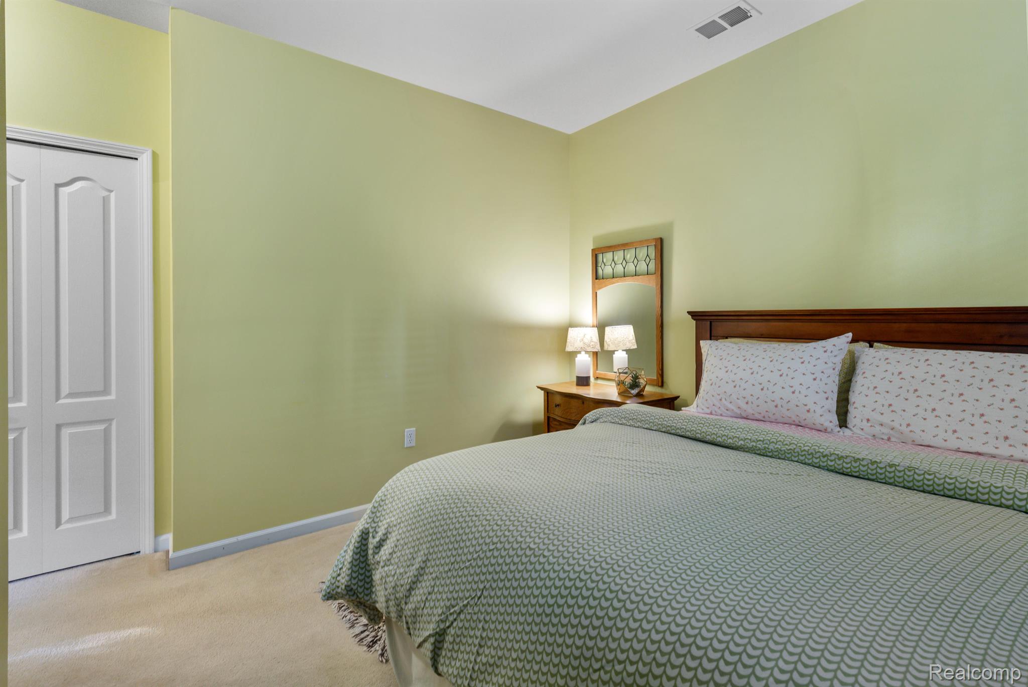 312 North Wixom Road Wixom, MI 48393 - Photo 25 of 40 Gallery Image 25