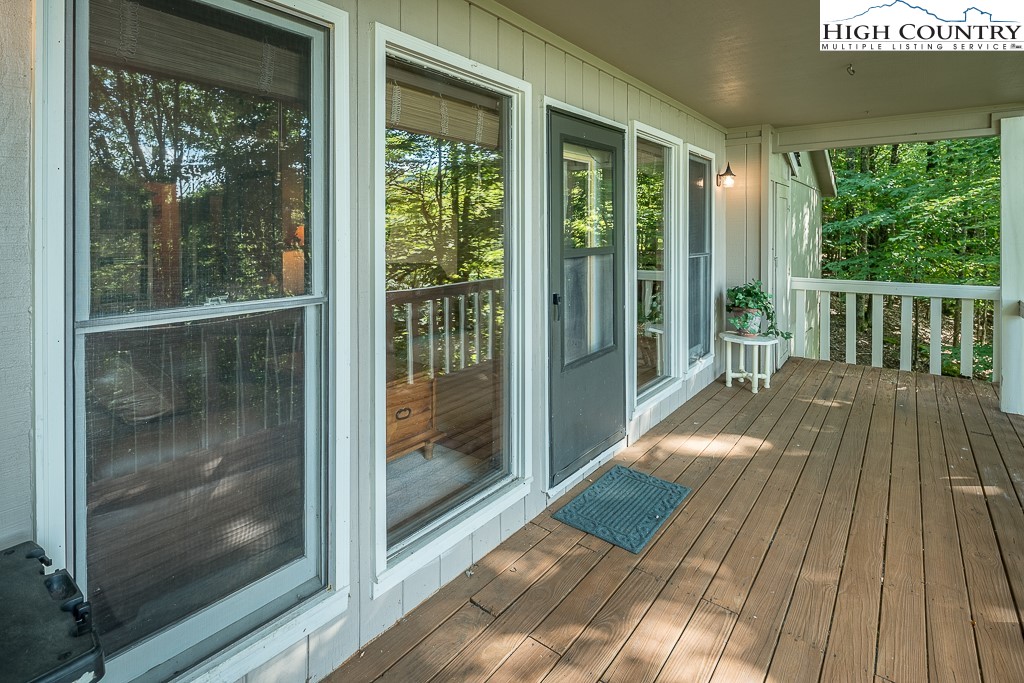 501 Pine Ridge Road Beech Mountain, NC 28604 - Photo 6 of 35