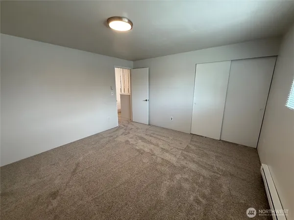 $1,950 | 1017 Ttereve Drive, Unit 3, Everett, WA 98203