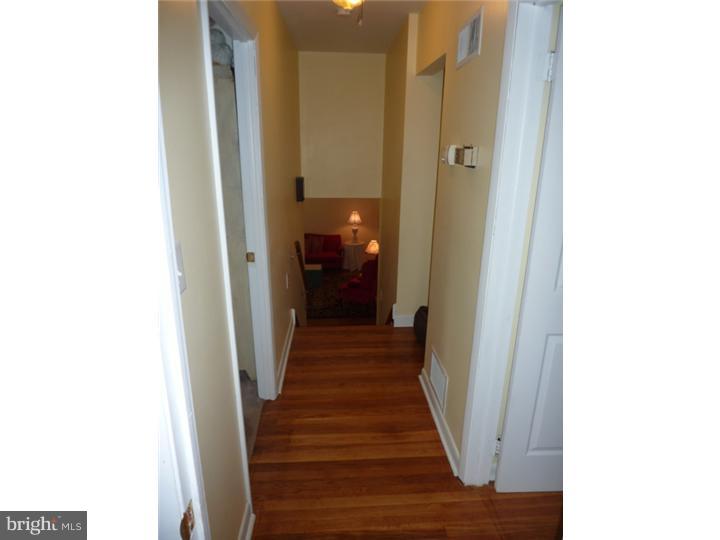 4 Andrea Road Newark, DE 19702 - Photo 22 of 25 Hallway
