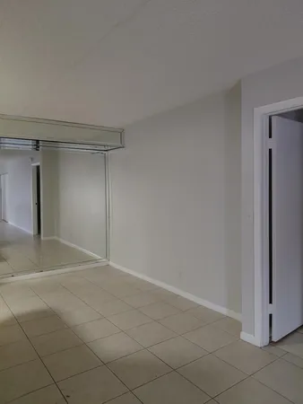 $2,000 | 4225 South 57th Avenue, Unit B, Greenacres, FL 33463