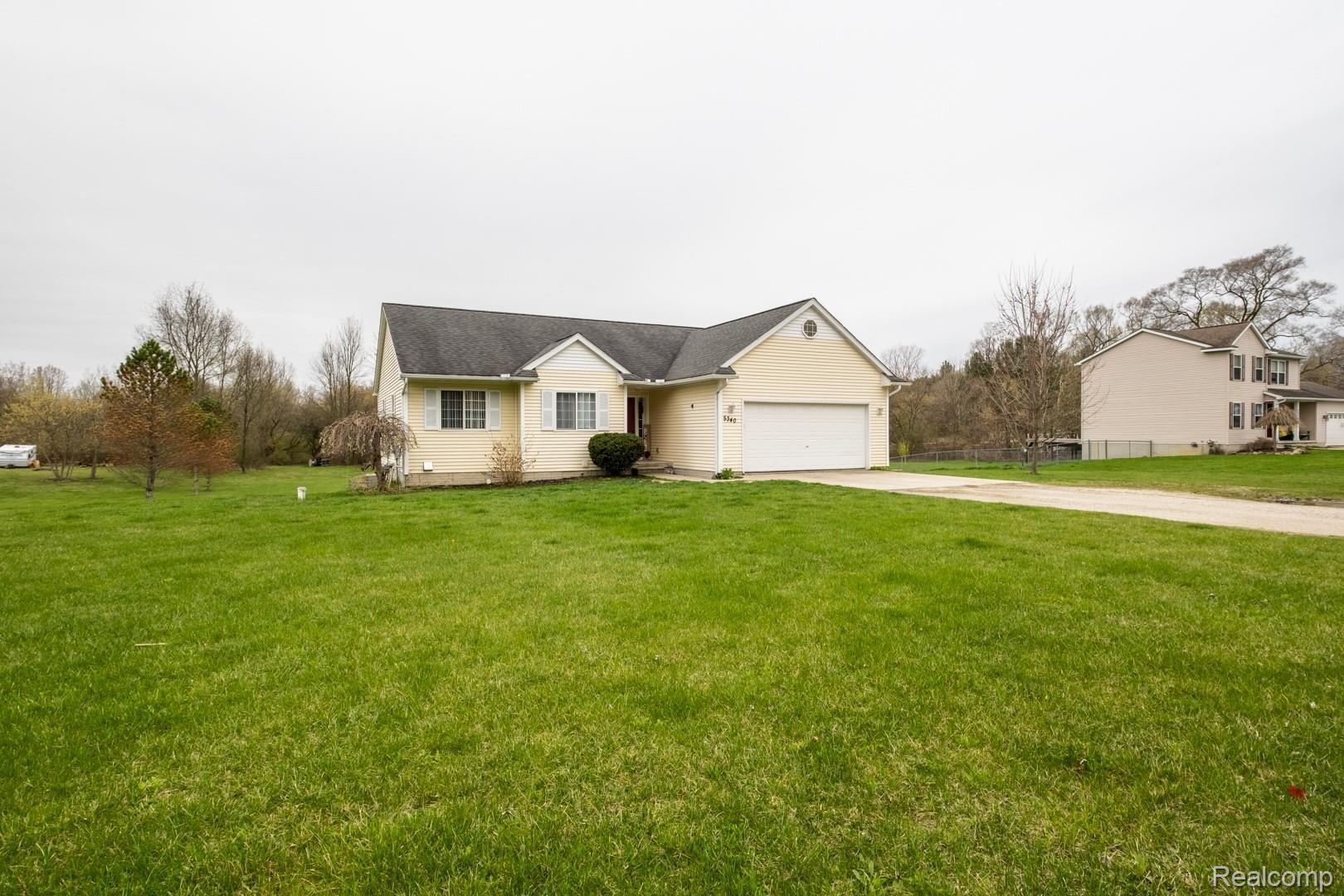 5340 East Mt Morris Road Mount Morris, MI 48458 - Photo 3 of 32 DSCF4999-HDR.jpg
