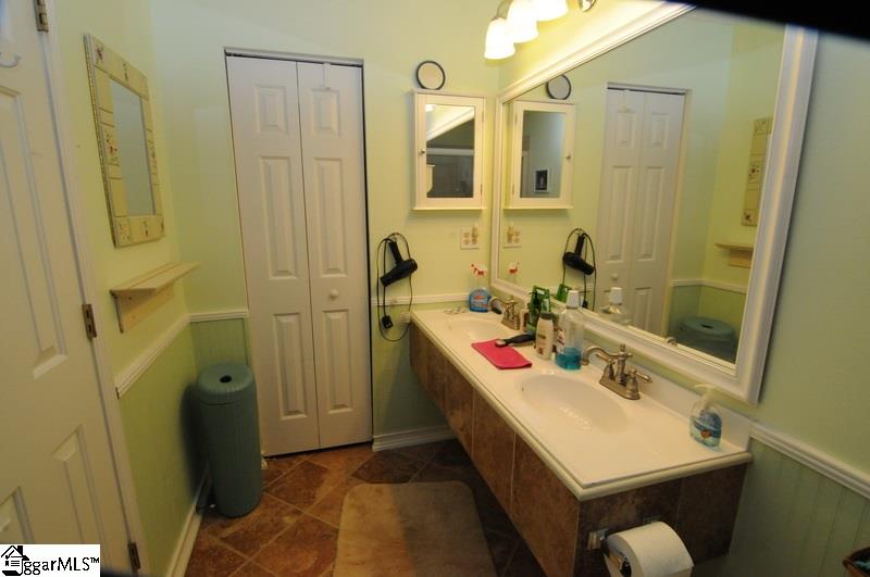 6 Reedy River Way Greenville, SC 29605 - Photo 14 of 22 Gallery Image 14