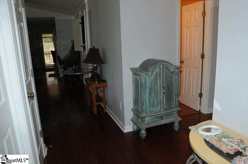6 Reedy River Way Greenville, SC 29605 - Photo 3 of 22 Gallery Image 3
