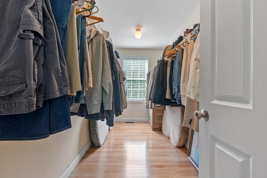 83 Pleasant Street Ayer, MA 01432 - Photo 22 of 41