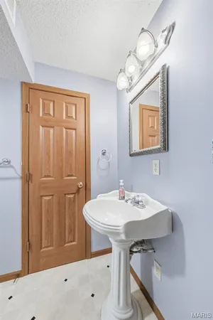 $499,900 | 10520 Cannon Mines Road, Cadet, MO 63630