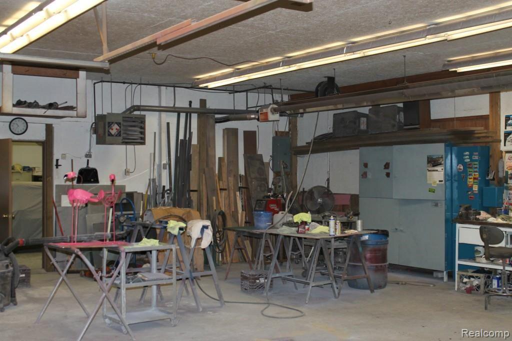 6475 Brendel Road White Lake, MI 48383 - Photo 46 of 53 037.jpg