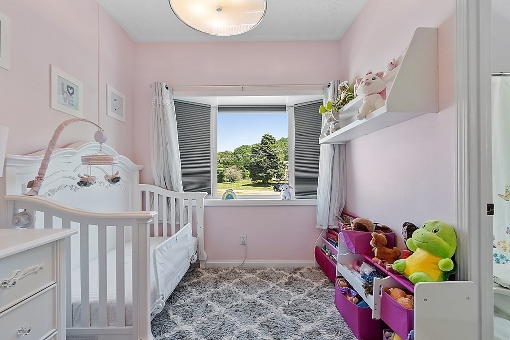 57 Shirley Road Shrewsbury, MA 01545 - Photo 23 of 40 Gallery Image 23