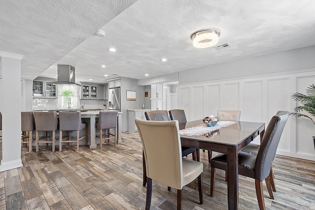 57 Shirley Road Shrewsbury, MA 01545 - Photo 6 of 40 Gallery Image 6
