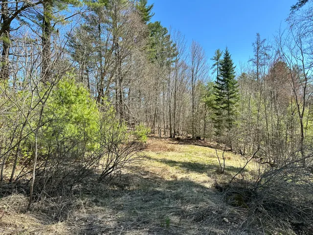 $18,900 | 56 School Street, New Portland, ME 04961