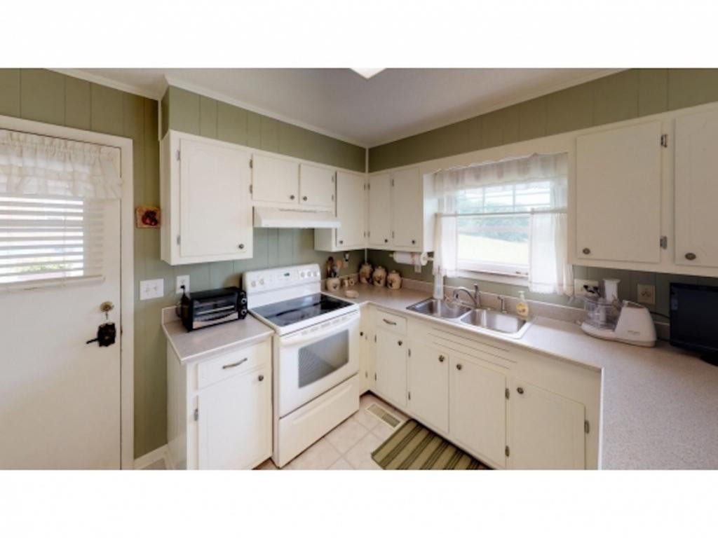 2310 Jones Bridge Road Greeneville, TN 37743 - Photo 9 of 23 Photo 9