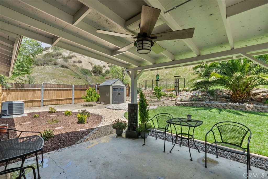 26450 Ridge Vale Drive Newhall, CA 91321 - Photo 30 of 40 a balcony with furniture