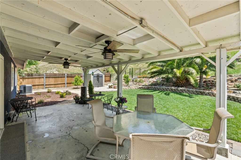 26450 Ridge Vale Drive Newhall, CA 91321 - Photo 32 of 40 a indoor view