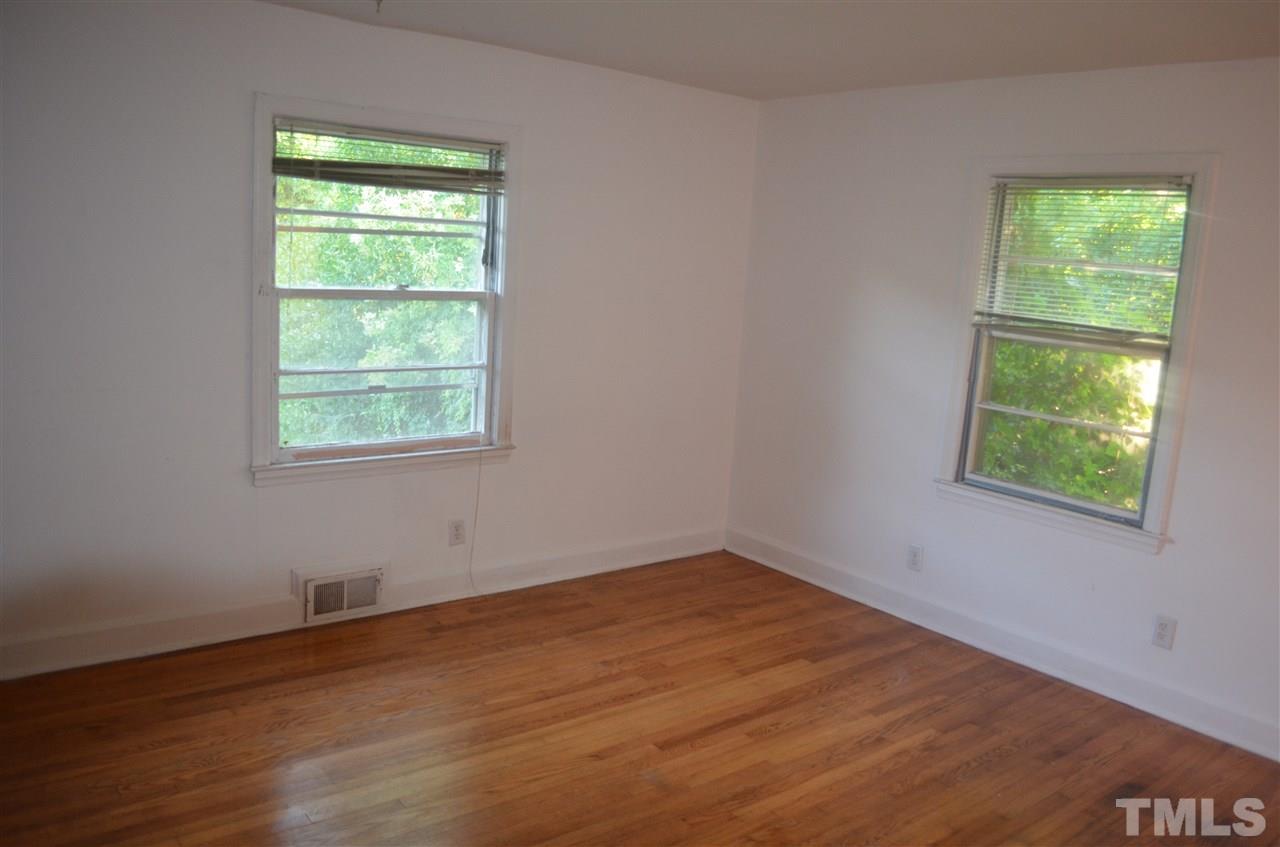 2707 Poole Road Raleigh, NC 27610 - Photo 10 of 11