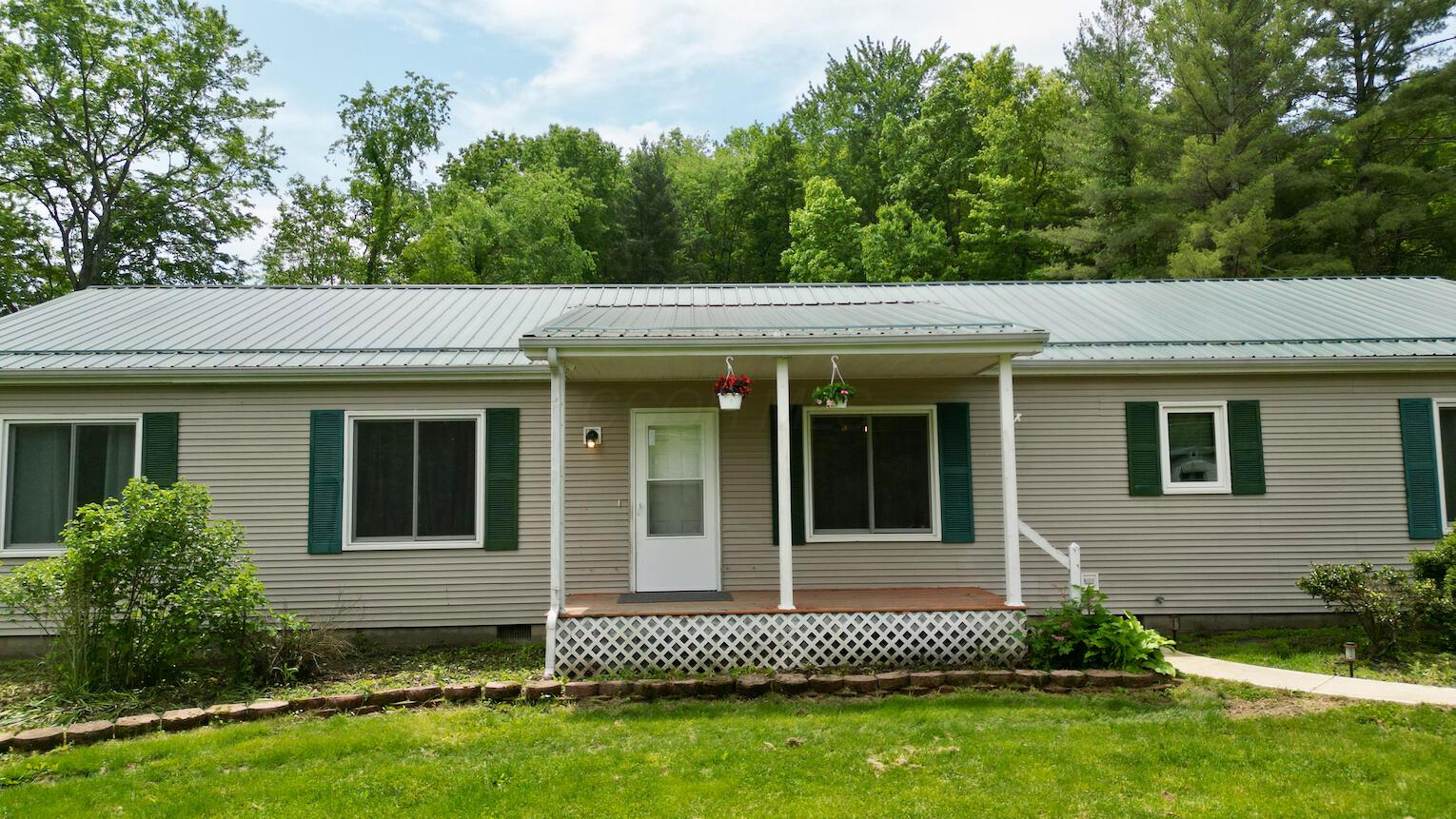 2156 Rozelle Creek Road Chillicothe, OH 45601 - Photo 4 of 38 DJI_0088