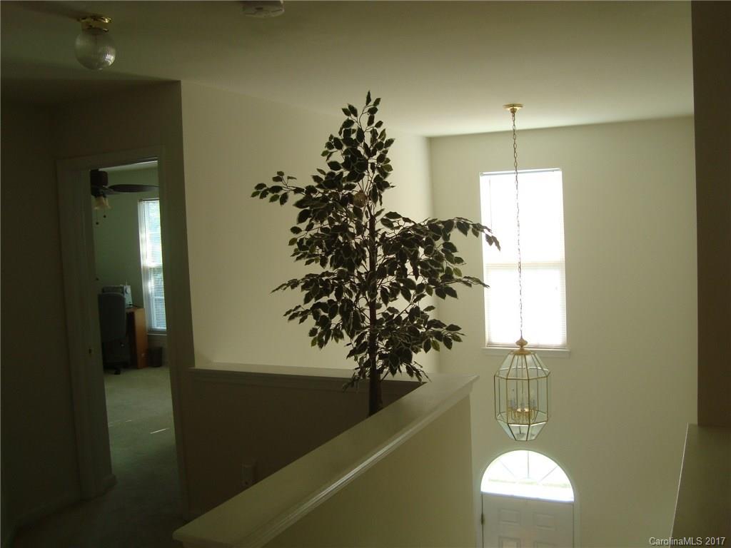 5045 Prosperity Ridge Road Charlotte, NC 28269 - Photo 9 of 24 Gallery Image 9