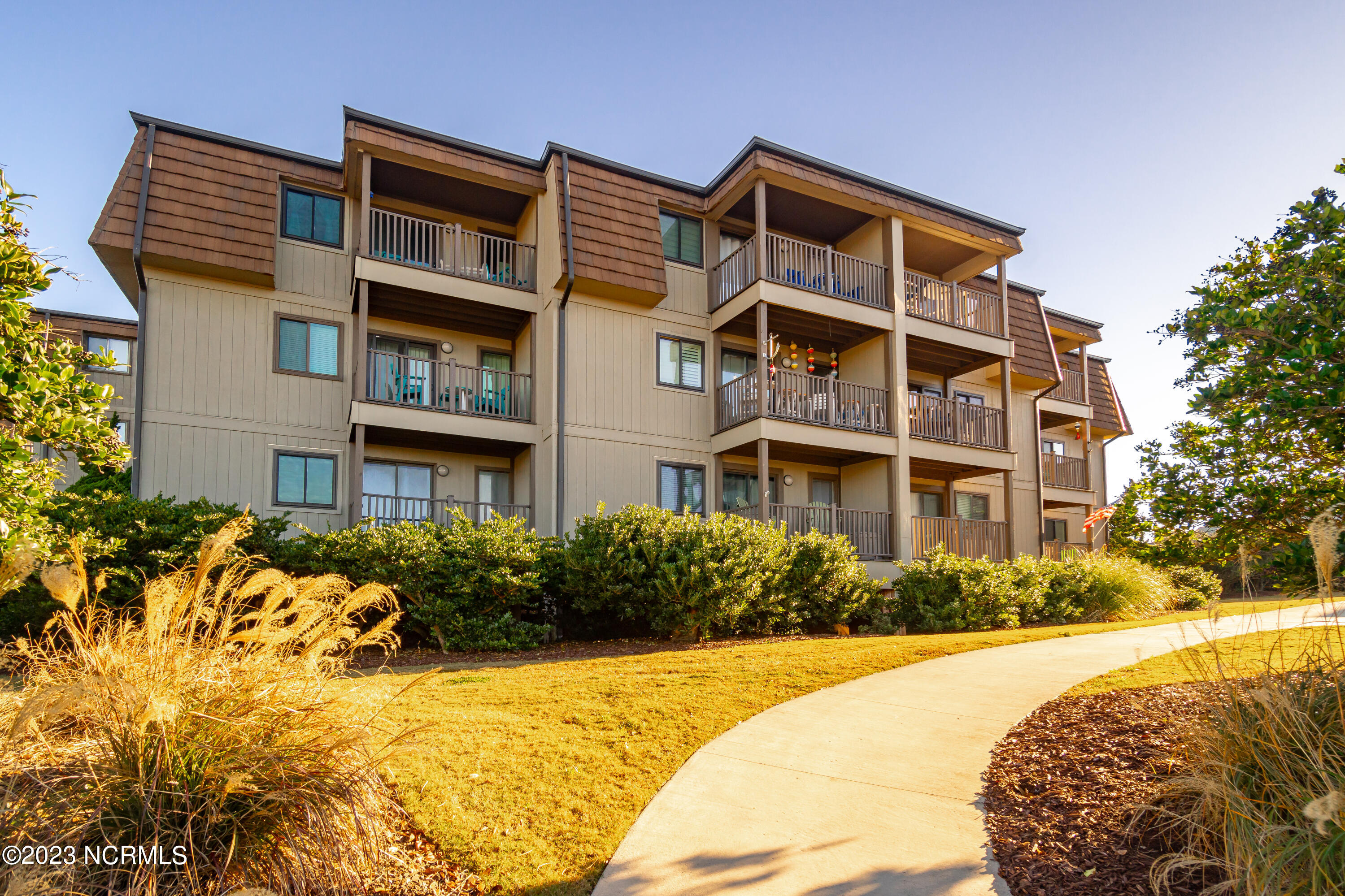 2008 East Fort Macon Road, Unit B14 Atlantic Beach, NC 28512 - Photo 28 of 43 Southwinds bldg B