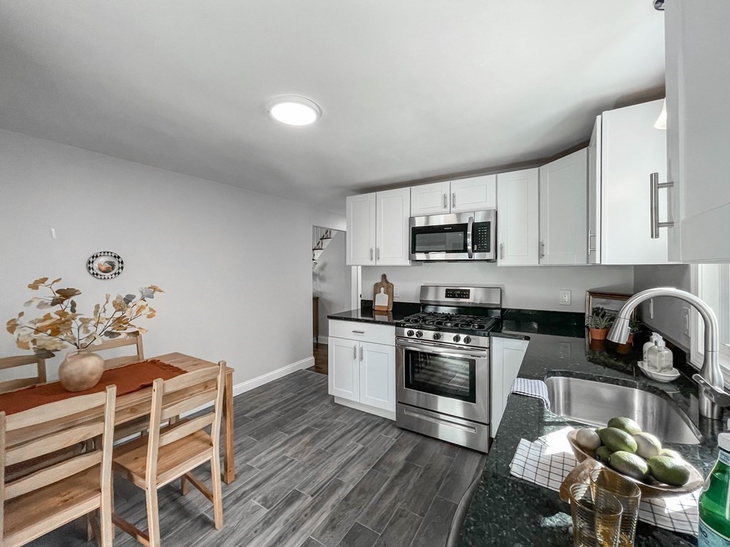 174 Den Quarry Road Lynn, MA 01904 - Photo 8 of 42 Gallery Image 8