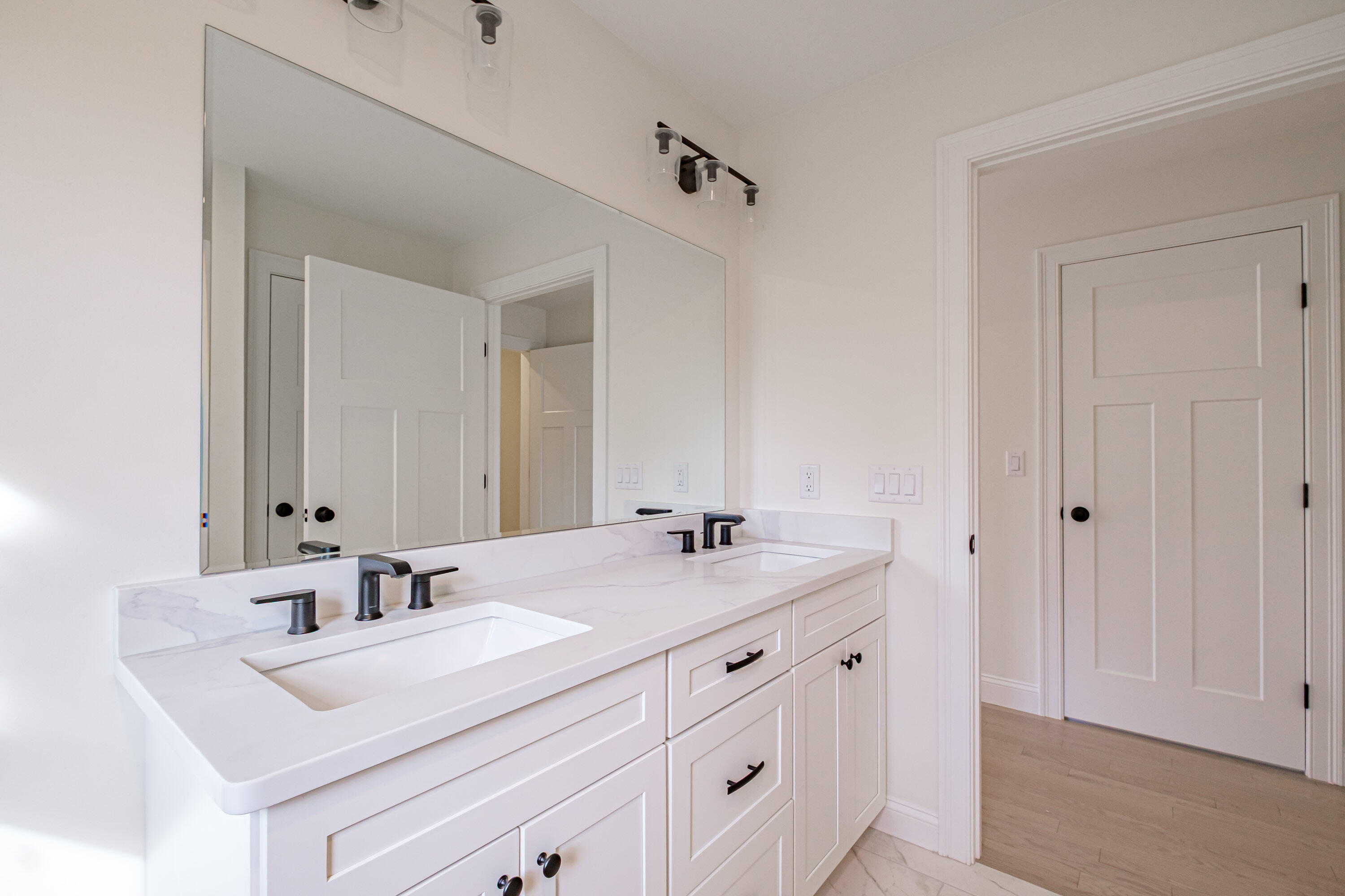 57 Chamberlain Road Scarborough, ME 04074 - Photo 44 of 91 20250414gp-62048