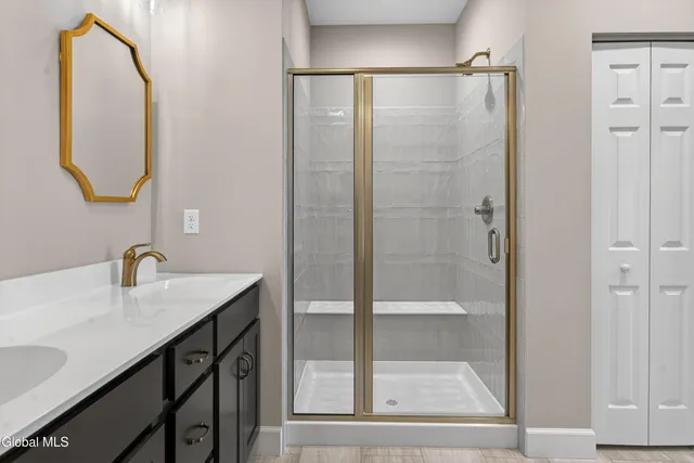 $529,900 | 1 B Cloverleaf Court, East Greenbush, NY 12144