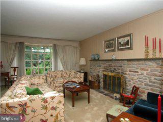 1446 Welsh Road Huntingdon Valley, PA 19006 - Photo 3 of 6
