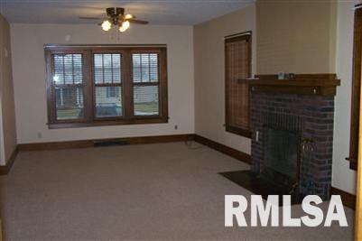 1007 9th Street DeWitt, IA 52742 - Photo 3 of 5 Gallery Image 3
