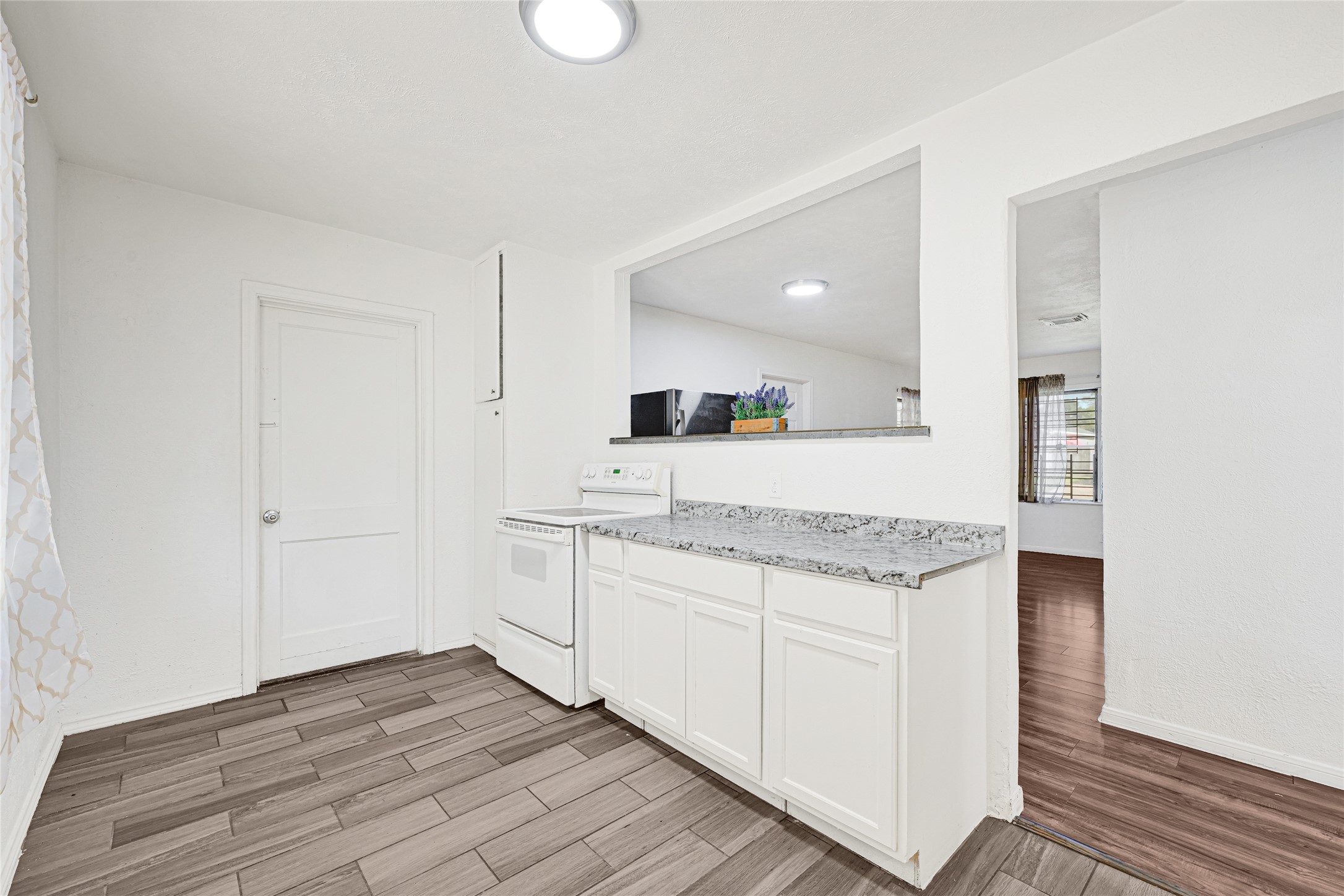 3626 Yosemite Street Houston, TX 77021 - Photo 9 of 20