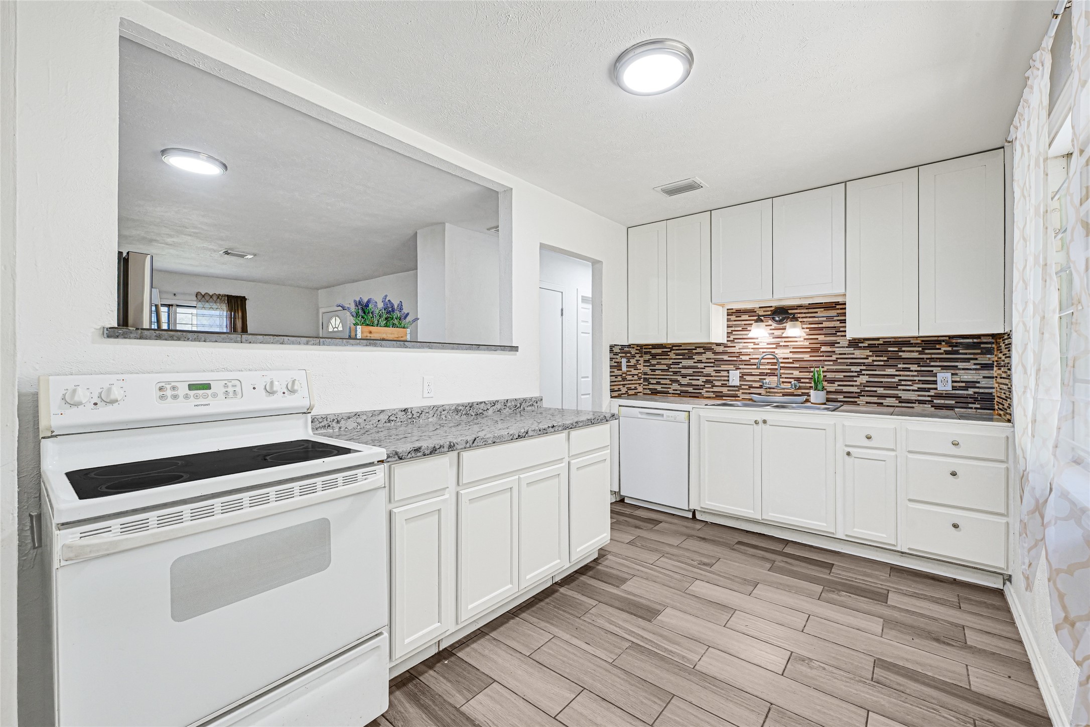 3626 Yosemite Street Houston, TX 77021 - Photo 10 of 20