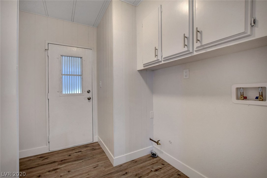4570 Royal Ridge Way Las Vegas, NV 89103 - Photo 30 of 40 Gallery Image 30