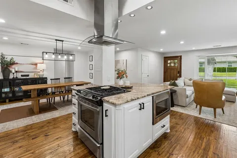 $639,000 | 10677 Larchfield Lane, Dallas, TX 75238