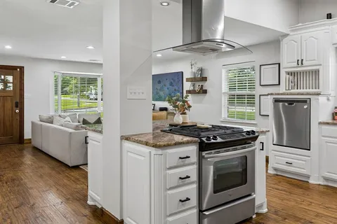 $639,000 | 10677 Larchfield Lane, Dallas, TX 75238
