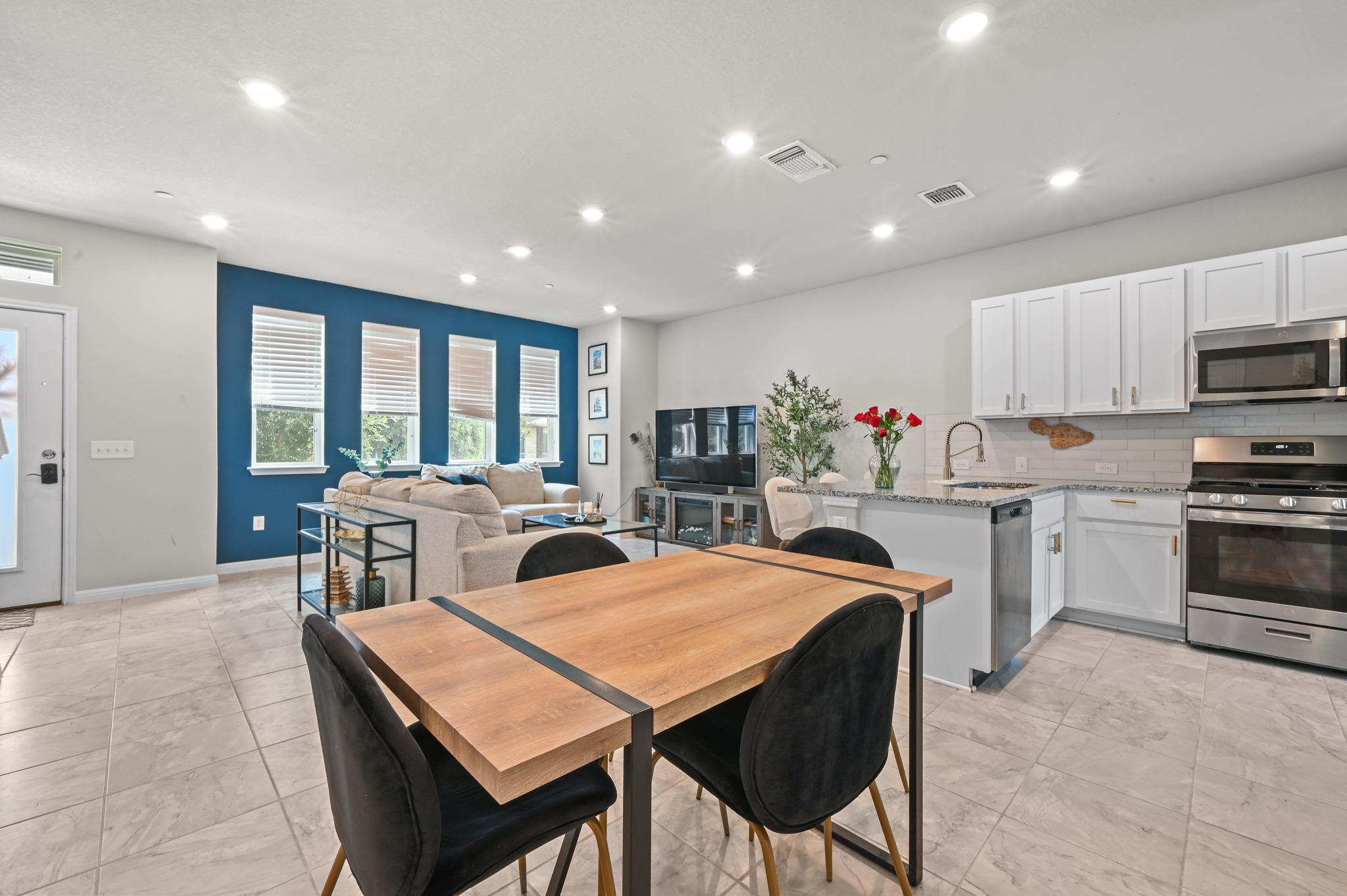 9015 Cattle Baron Path, Unit 1602 Austin, TX 78747 - Photo 8 of 26