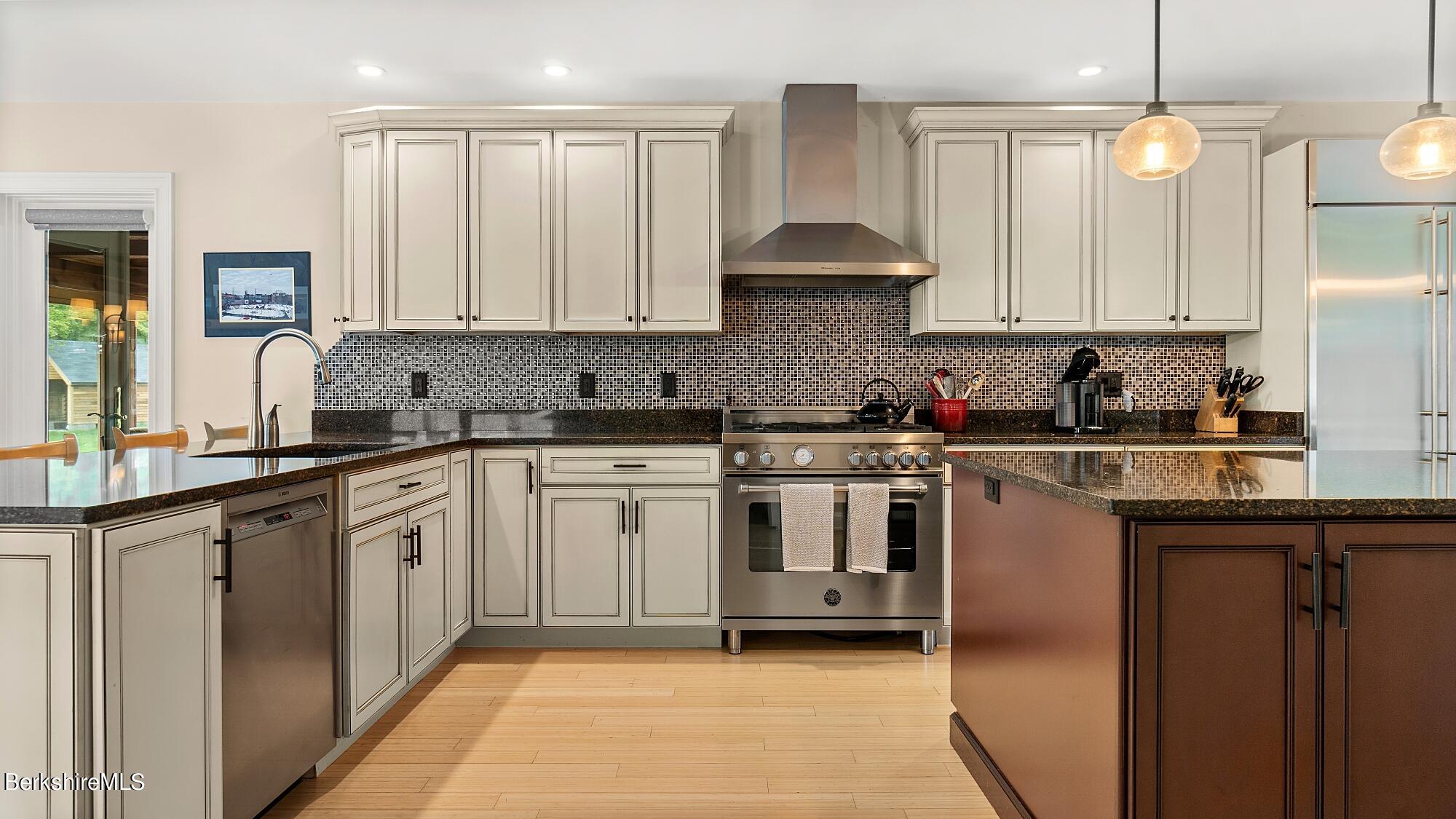99 New Lenox Road Lenox, MA 01240 - Photo 6 of 38 Chefs kitchen