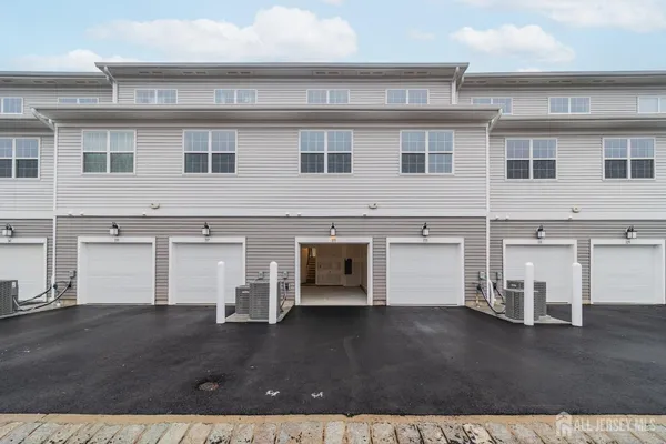 a view of a storage & utility room