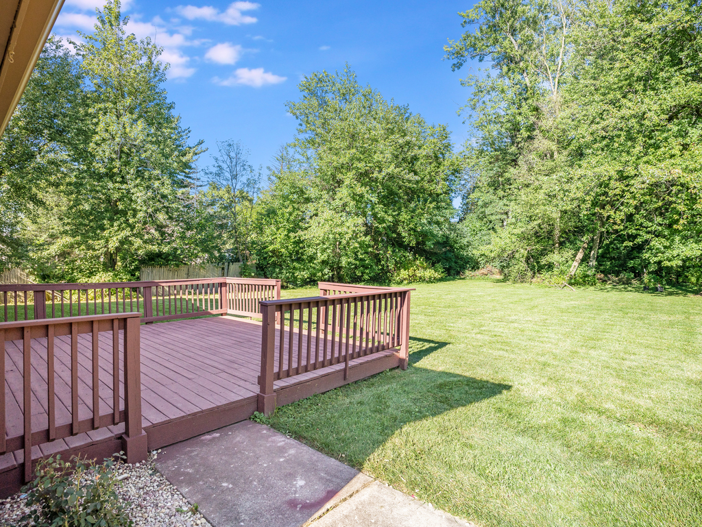 1513 Wood Street Crete, IL 60417 - Photo 21 of 35 a view of a backyard with wooden fence
