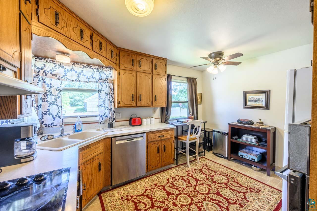 301 2nd Street North Biwabik, MN 55708 - Photo 8 of 43 Kitchen