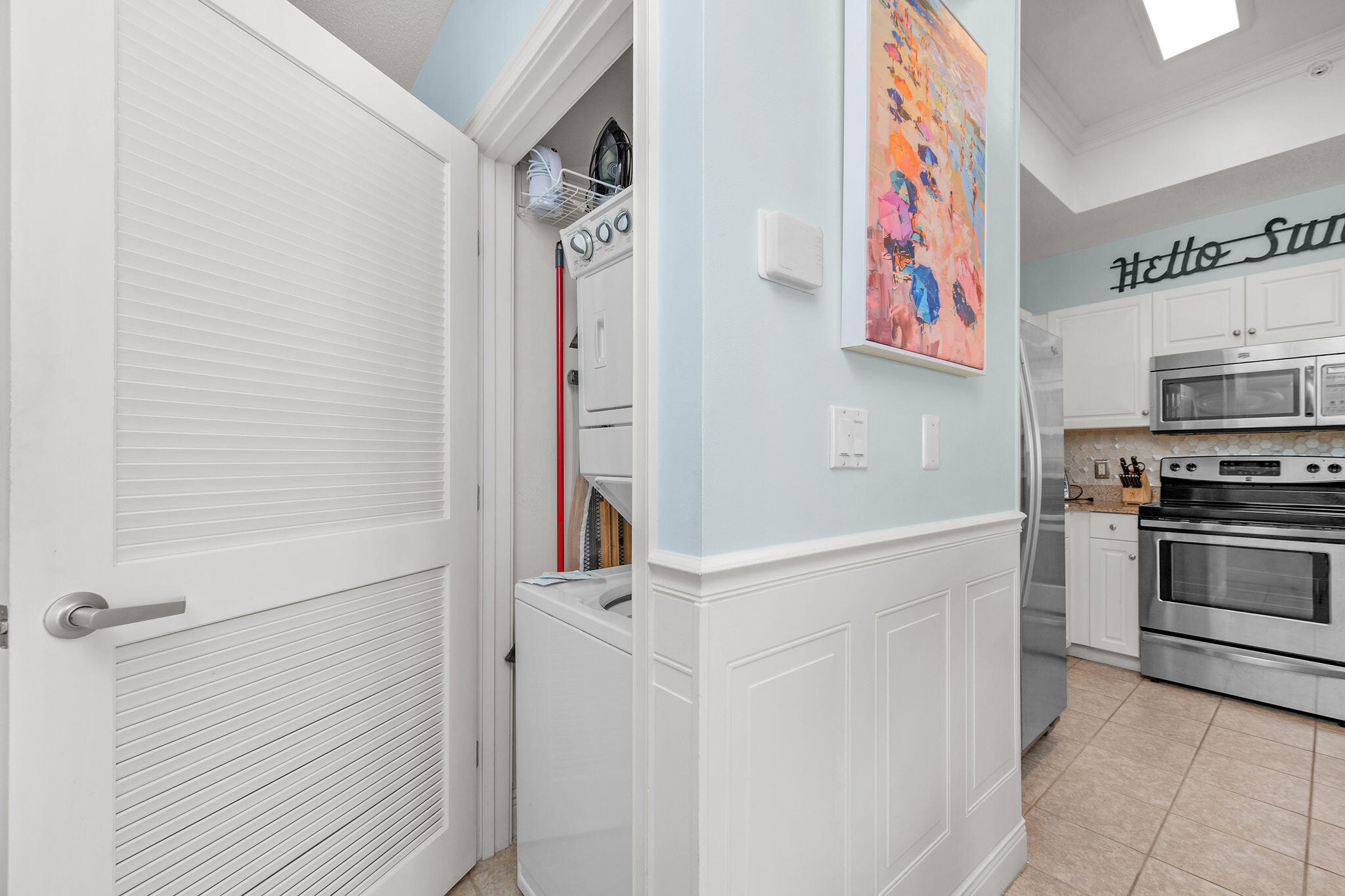 590 Santa Rosa Boulevard, Unit 613 Fort Walton Beach, FL 32548 - Photo 10 of 33 Laundry