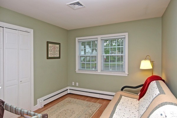 8 Devon Road Norwood, MA 02062 - Photo 11 of 22 Gallery Image 11