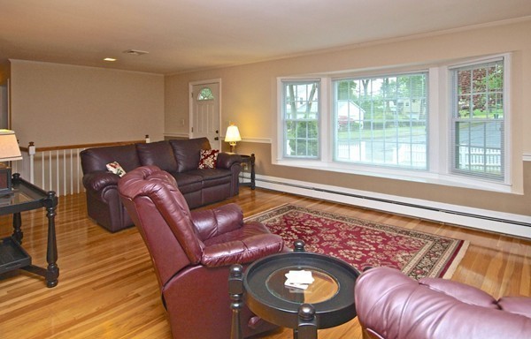 8 Devon Road Norwood, MA 02062 - Photo 5 of 22 Gallery Image 5