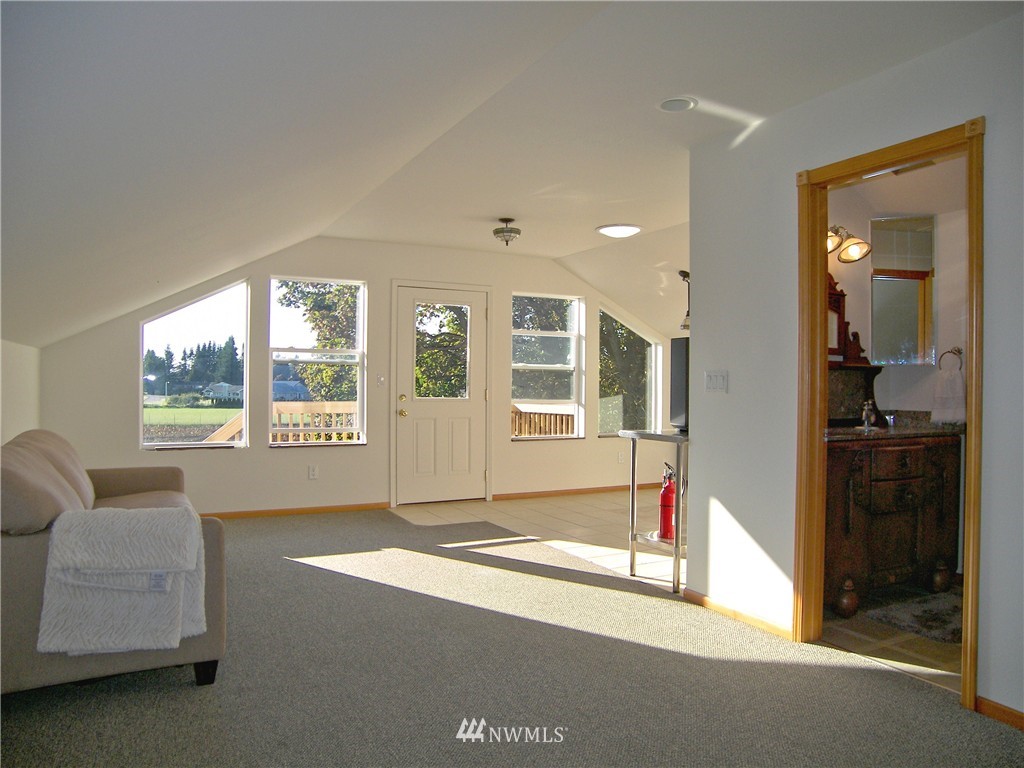 960 West Smith Road Bellingham, WA 98226 - Photo 14 of 23