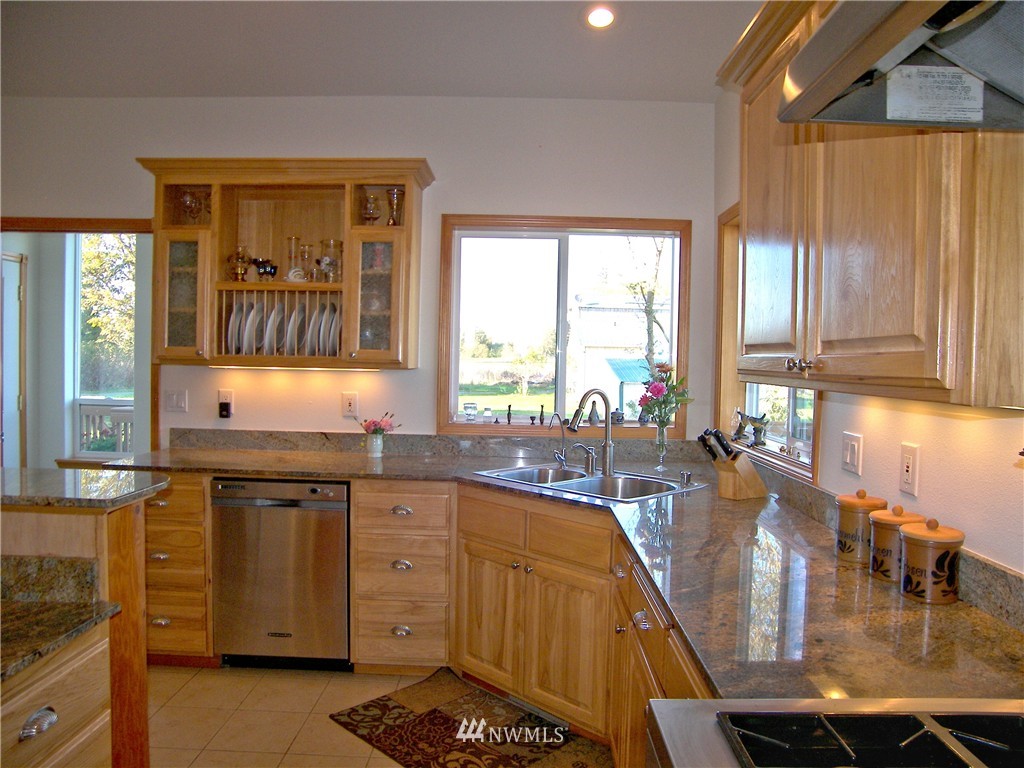 960 West Smith Road Bellingham, WA 98226 - Photo 4 of 23